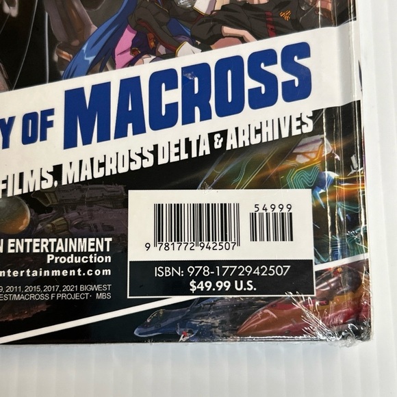 Hidetaka Tenjin’s Artistry of Macross Frontier Delta Archives Anime Artbook New - Picture 3 of 5